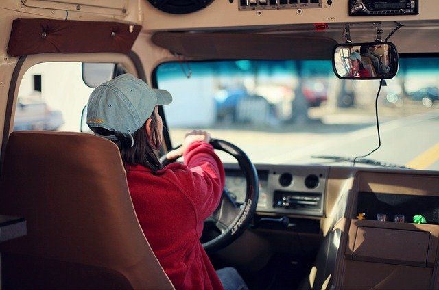 В полиции Копейска прокомментировали ситуацию с женщиной-водителем Яндекс-такси