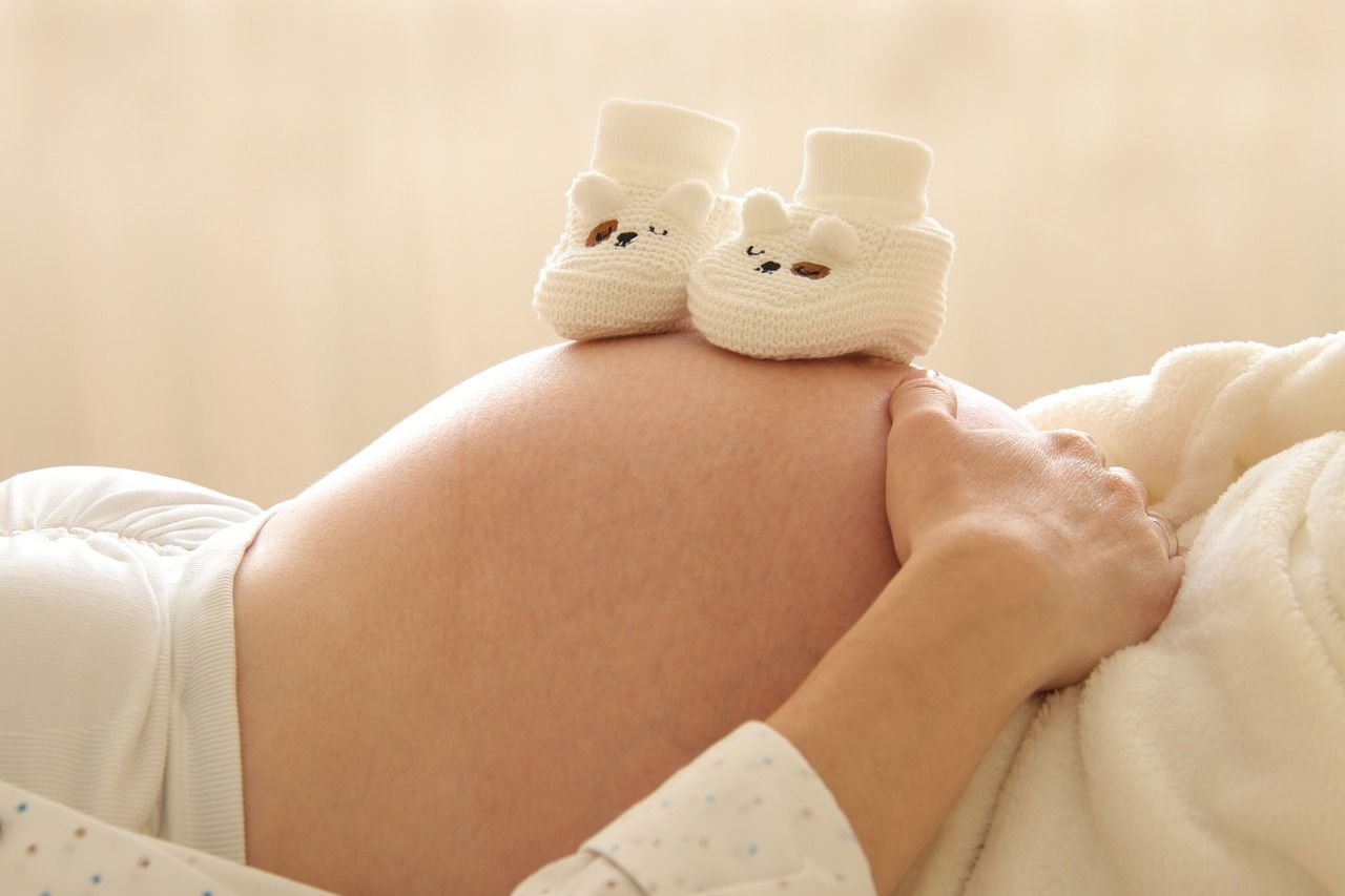 В Минздраве объяснили, пустят ли беременных в роддом без прививки от коронавируса