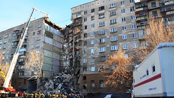 Жители рухнувшего дома в Магнитогорске получили новое жилье