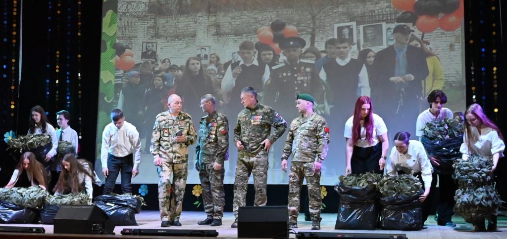 624 метра маскировочных сетей отправились из Потанино в зону СВО