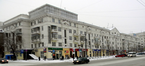Челябинский дом падающих балконов готовят к капремонту