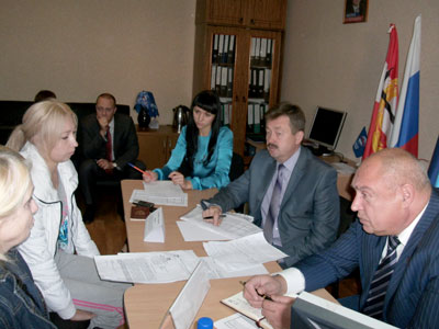 Владимир Горнов провел прием избирателей