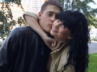 Молодая вдова Артема Чечикова обратилась ко всем неравнодушным