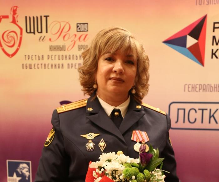 Сотрудница копейской ИК-15 получила премию «Щит и роза»