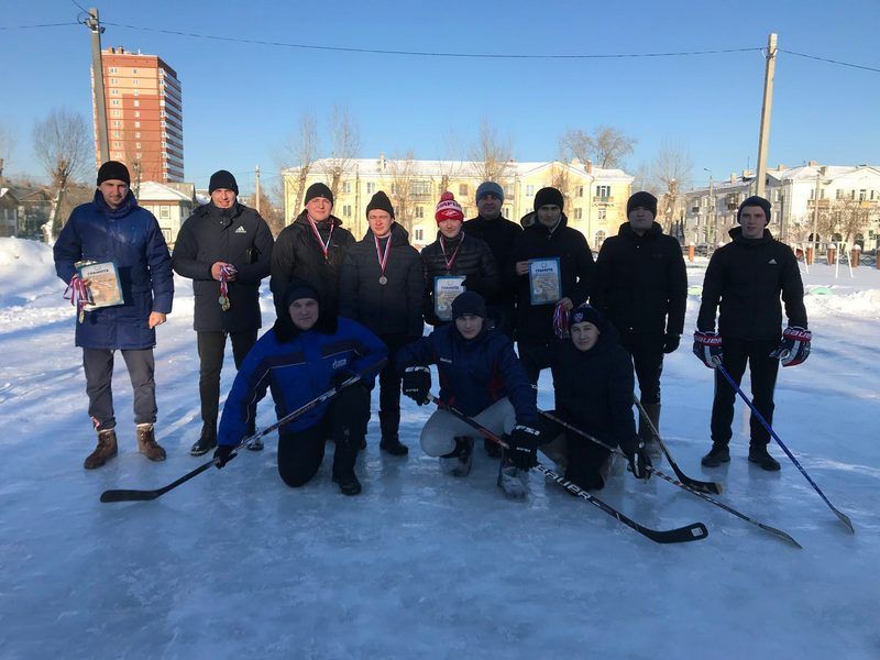 Сотрудники Отдела МВД России по городу Копейску выявили сильнейшую команду в турнире по хоккею в валенках