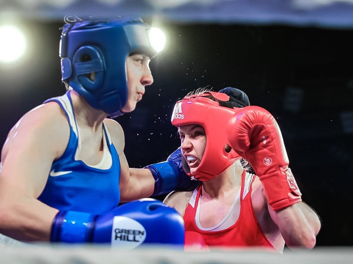 В Челябинске состоялось яркое открытие Чемпионата России по боксу среди женщин