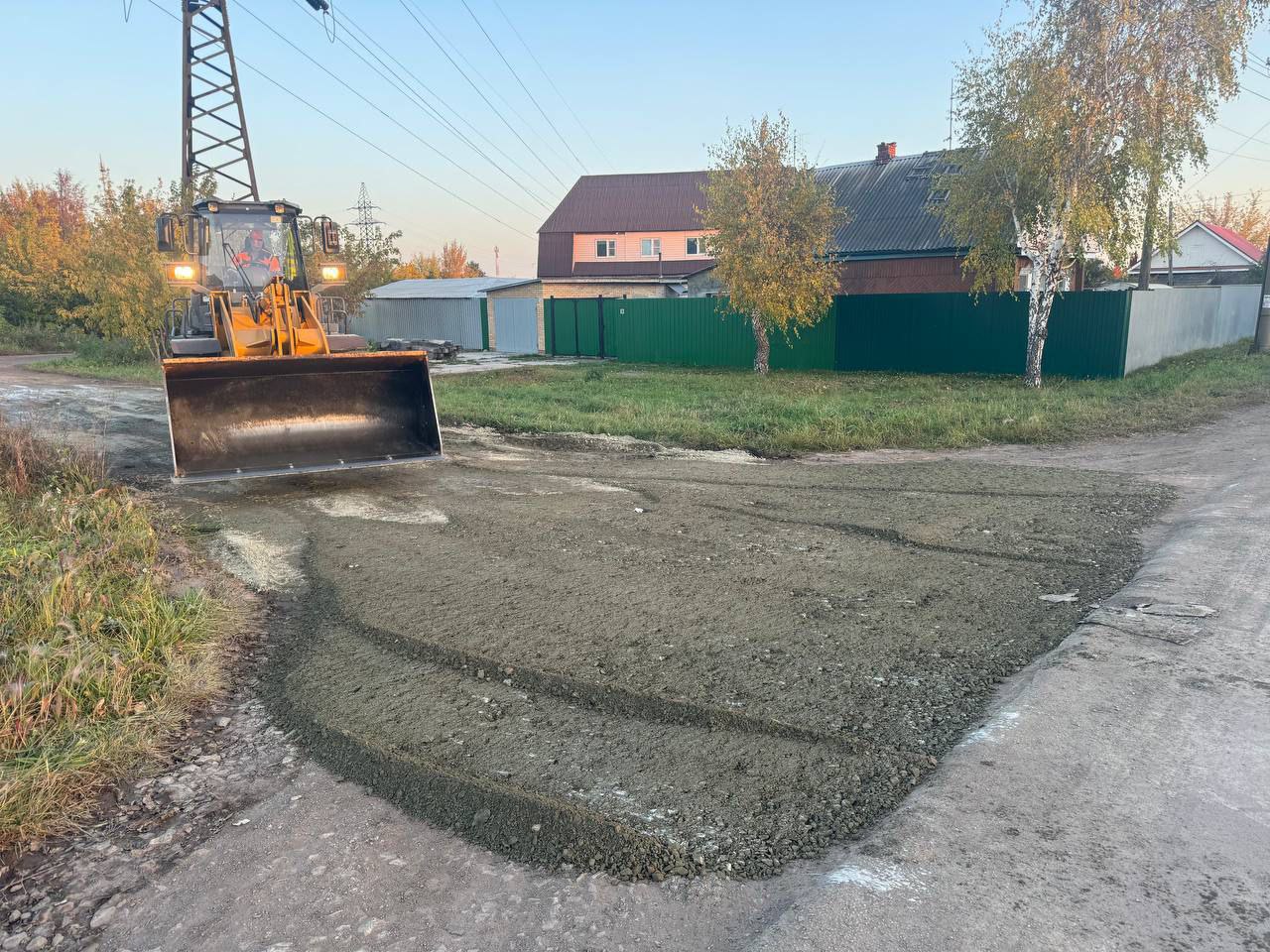 В Копейске продолжаются работы по грейдированию и ямочному ремонту автодорог