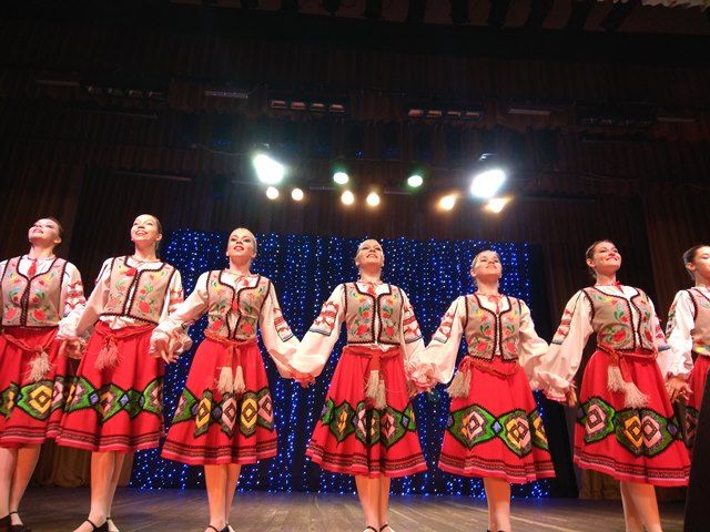 В честь года культуры народов России в Копейске прошел концерт и мастер-классы