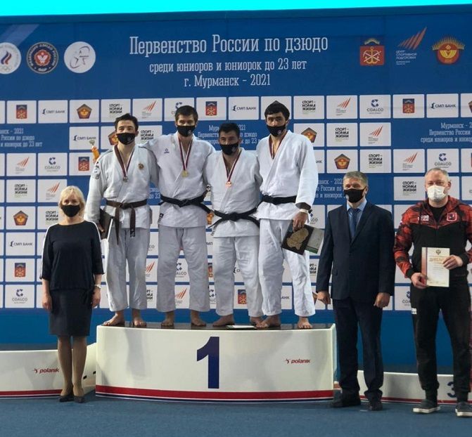 Сборная Челябинской области по дзюдо завоевала четыре медали в Мурманске
