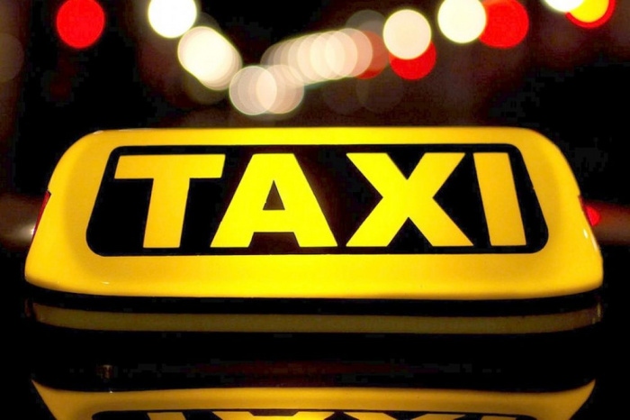 В Копейске у подозрительного пассажира такси нашли 10 маленьких свертков