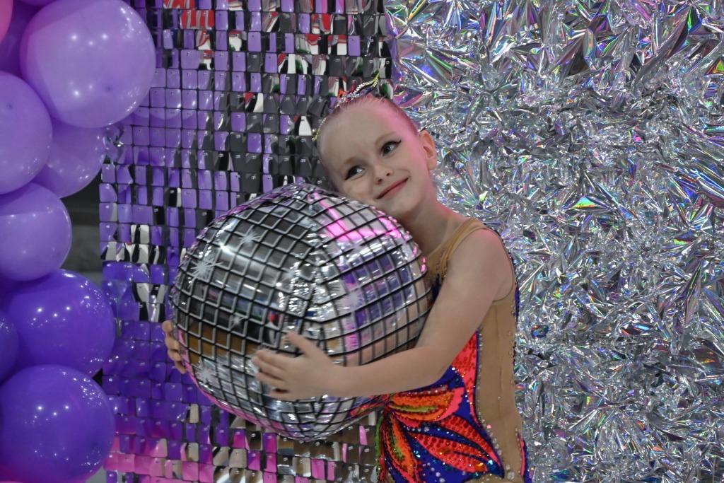 Юное поколение «художниц» соревнуется в Копейске