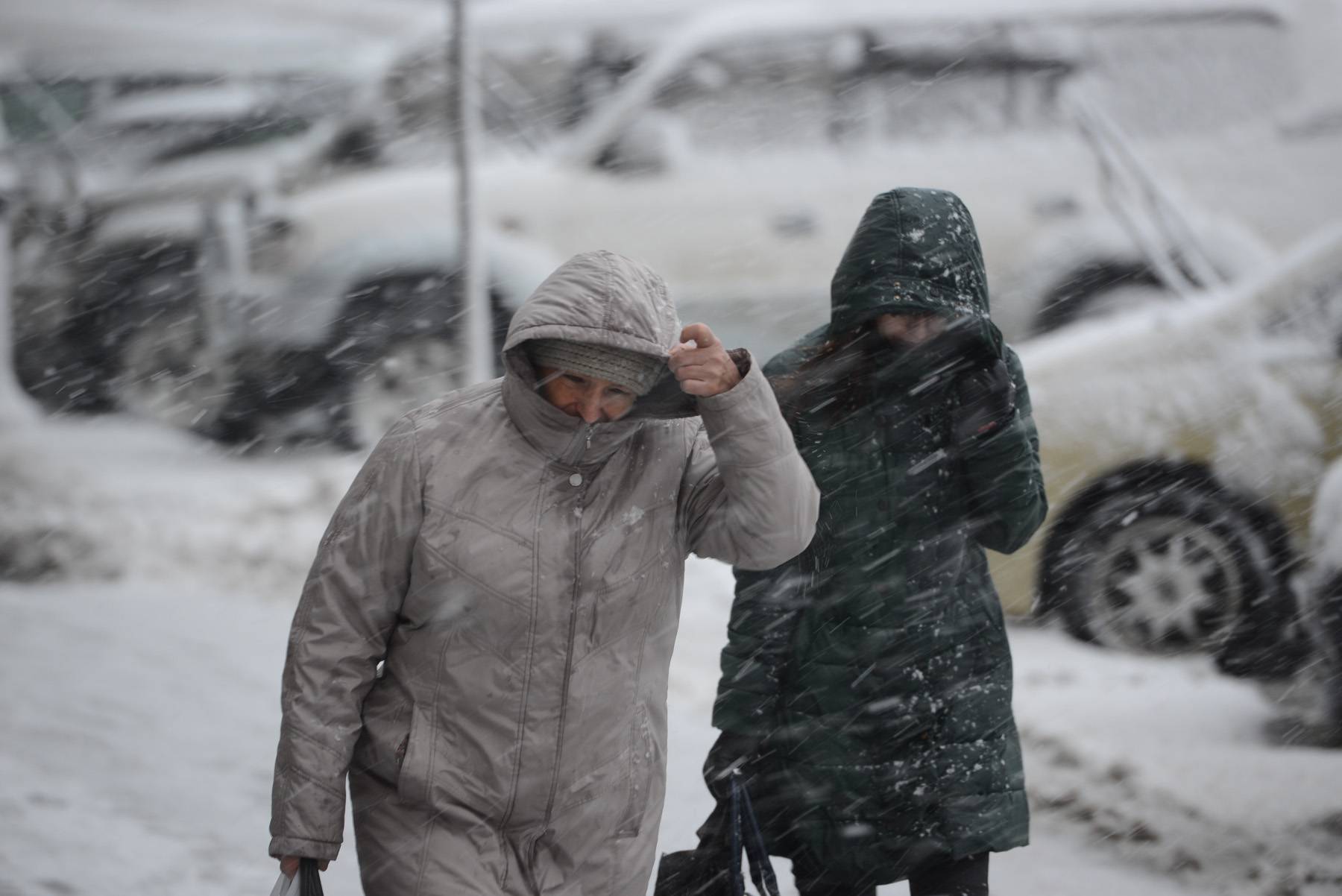 Завтра в Челябинской области ожидаются снег и ветер