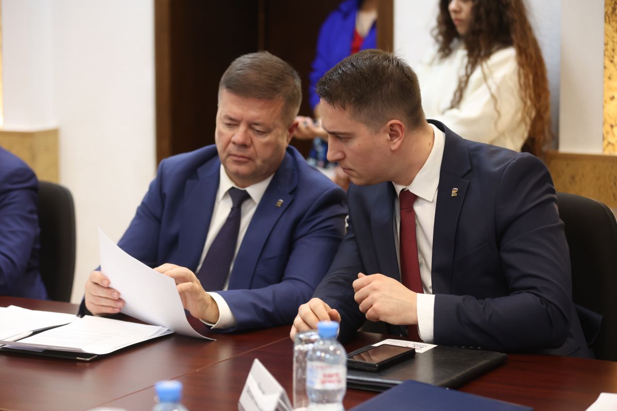 На заседании Президиума в региональном отделении «Единой России» утвердили координаторов 20 федеральных и пяти региональных партийных проектов