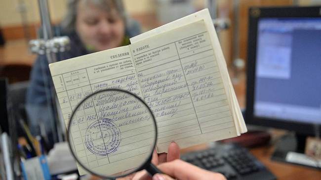 Совет ветеранов попросил Литовченко поменять закон о «сельских» надбавках