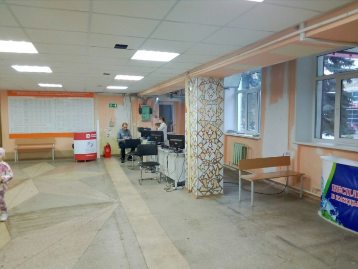 В детской поликлинике разобрали регистратуру и открывают кол-центр