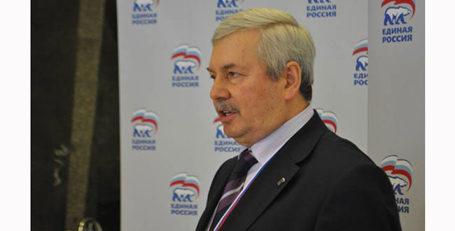 Свой голос за одного из кандидатов в депутаты отдал Владимир Мякуш