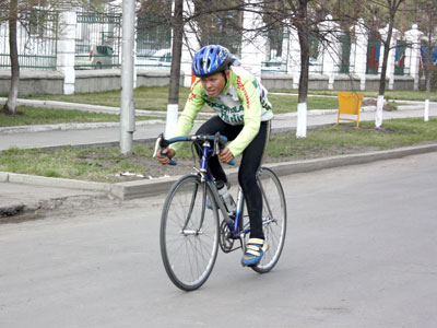 Вырвал победную секунду: велосипедист из Копейска Дмитрий Мурзин привез бронзу с всероссийских соревнований