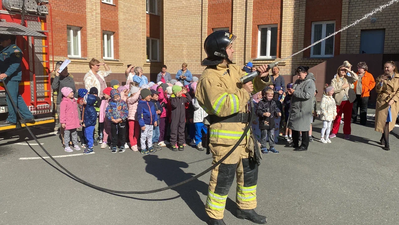В Челябинской области пожарные провели урок безопасности
