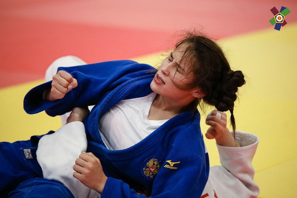 Дина Гизатулина выиграла «серебро» командного первенства Европы по дзюдо
