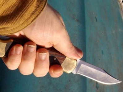 В Копейске женщина пыталась зарезать сожителя