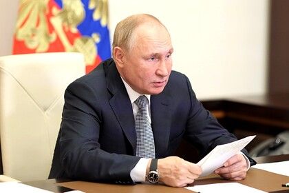 Владимир Путин официально объявил о девятидневных каникулах для россиян
