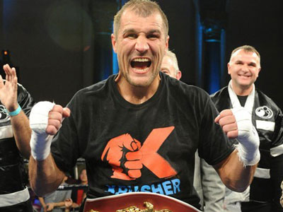 Южноуральский боксер Сергей Ковалев отмечает день рождения 