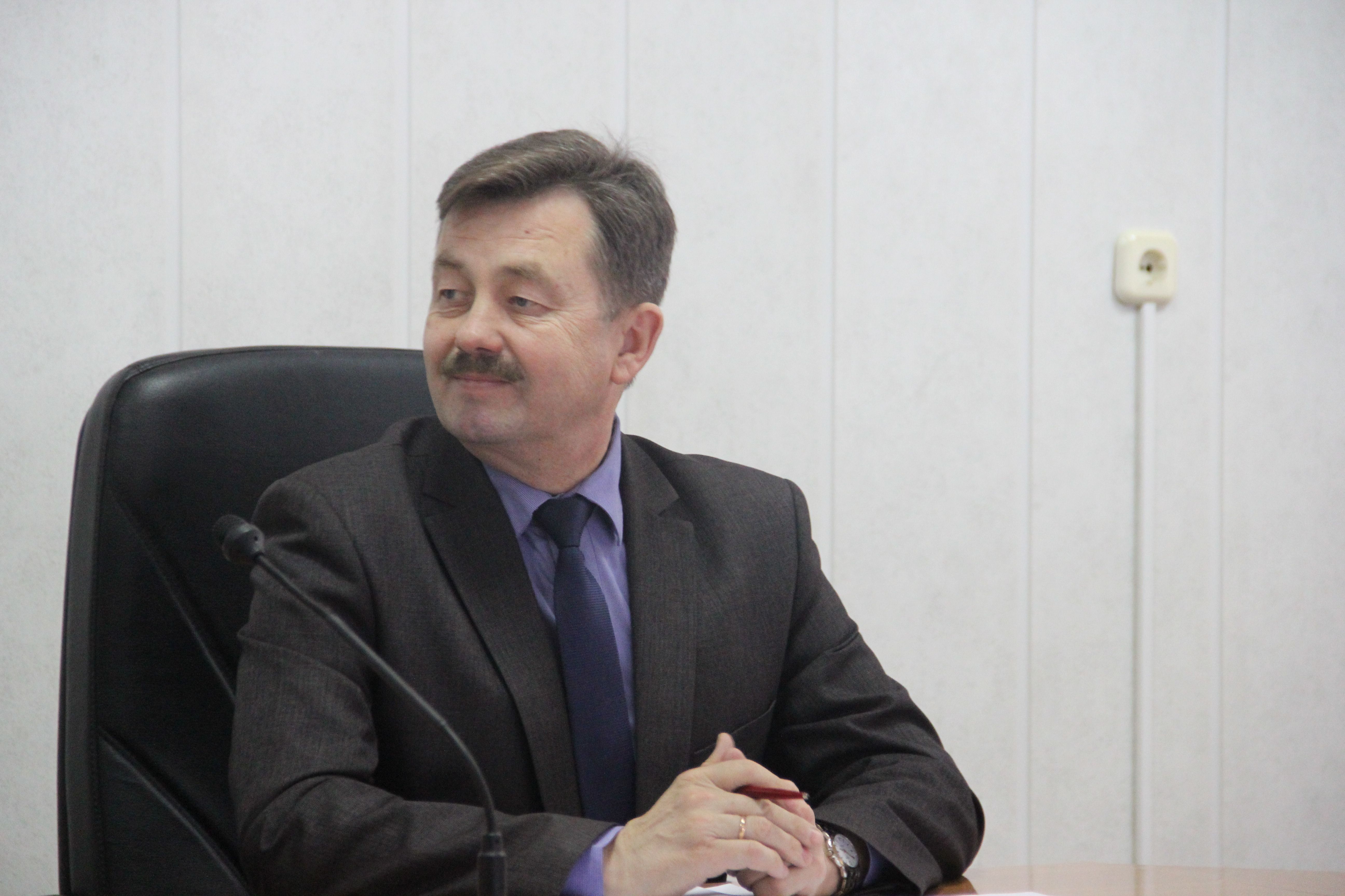 На 12 избирательном округе победил Владимир Бисеров