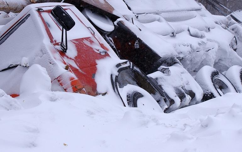 Снегопад в Челябинской области привел к массовым авариям