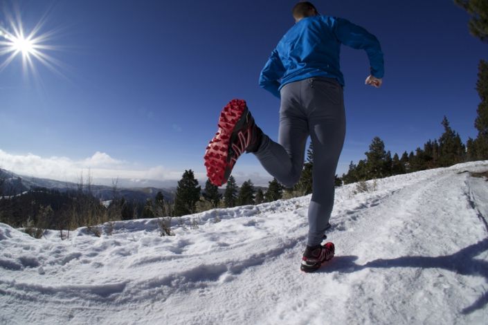 Километр по снежной трассе. Копейские легкоатлеты выявили лучших в зимнем кроссе