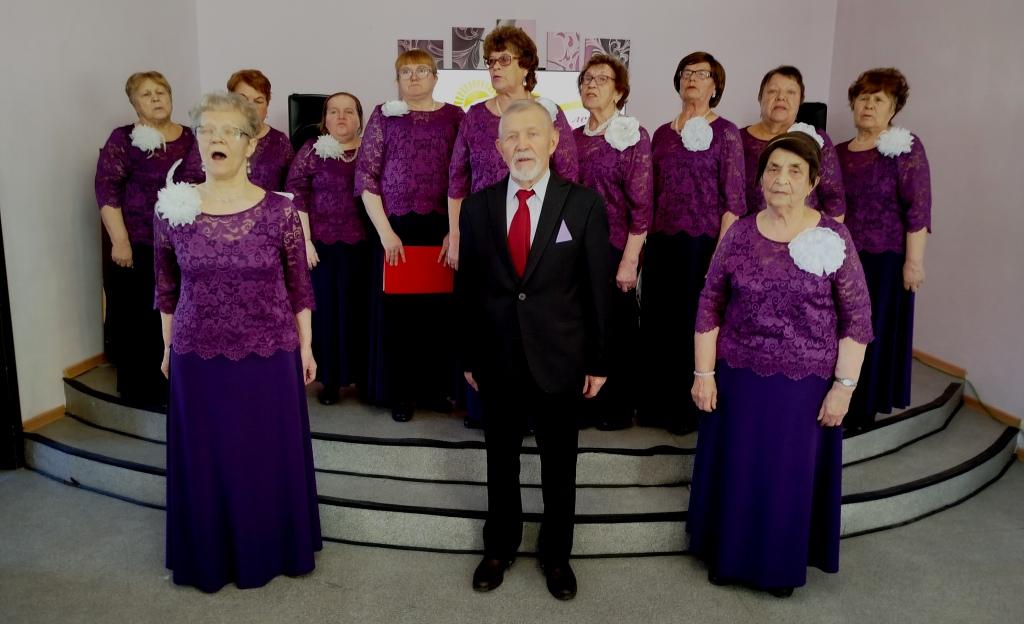 Оптимисты, идущие к свету