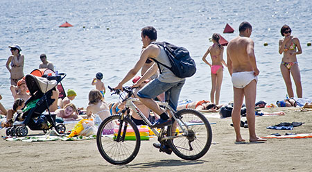 В Челябинске официально открыты 5 пляжей, остальными займется комиссия
