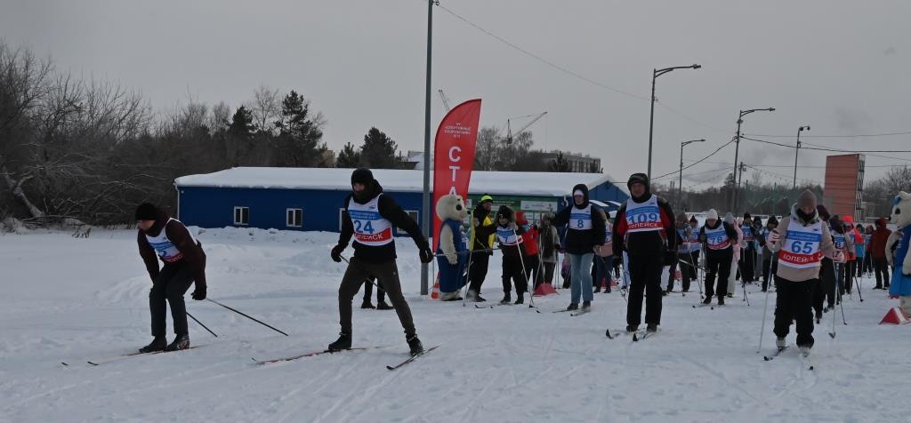 Копейские педагоги встали на лыжи
