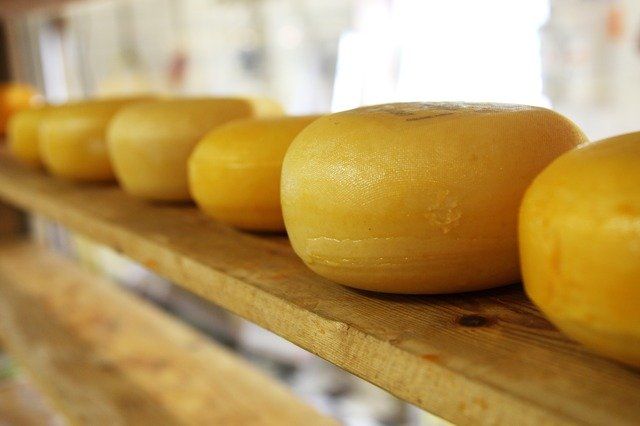 Из магазина в Копейске украден сыр на 2987 рублей 