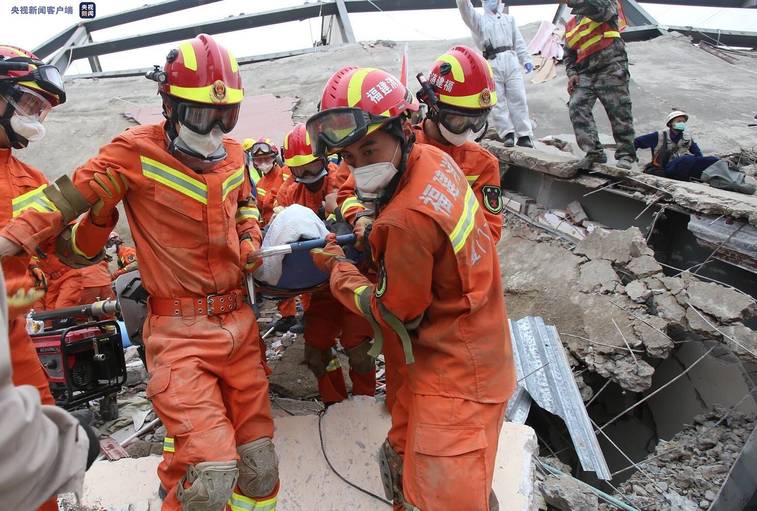 50 человек извлечены из-под завалов карантинного отеля в Китае
