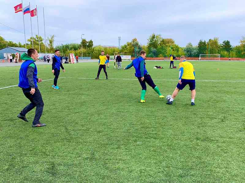 Копейские полицейские провели турнир по футболу