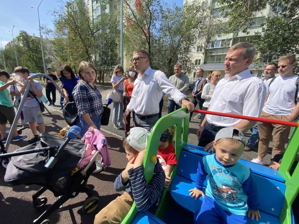 сквер дети.jpg