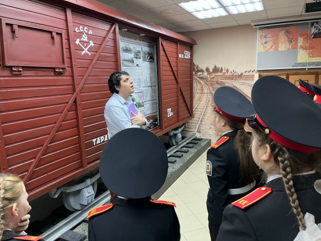 sXV2QIBsb1_Do6uwD4DnVPsXIxEnqb_kSLTUrewMpWk3tqfSHYtefeJZ9umAYBef5IYEhGyNhTL7JNFVQh8RULhE (1).jpg