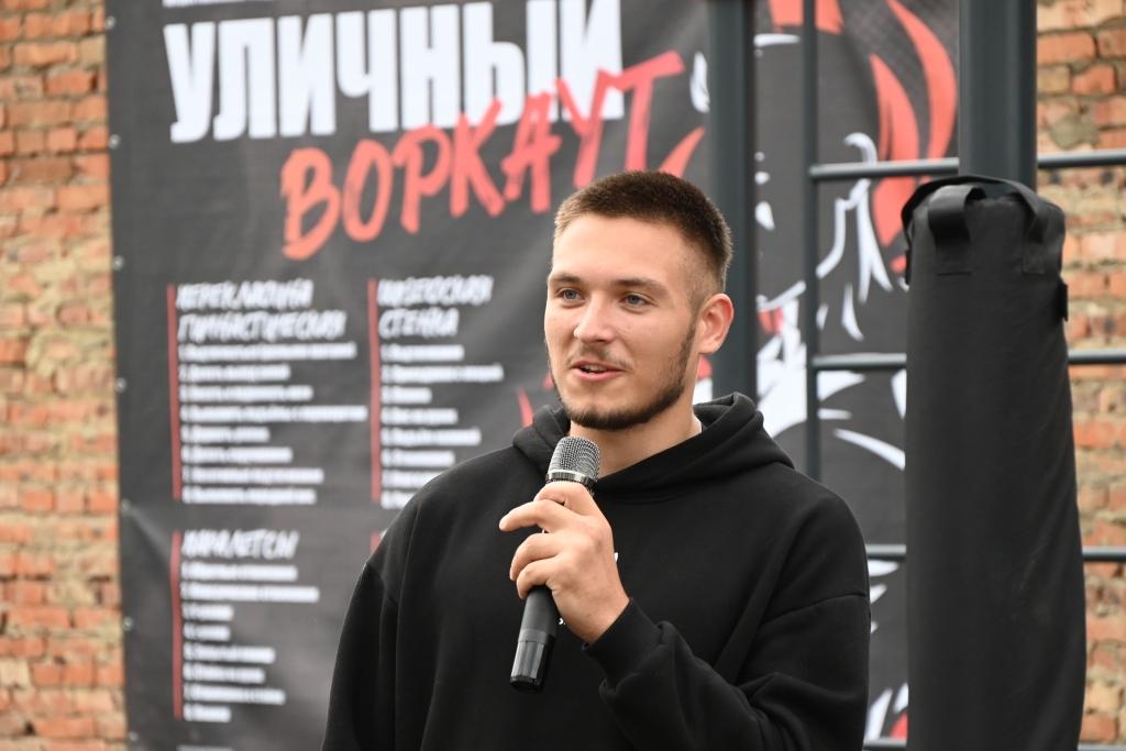 Артем Тарасов.JPG