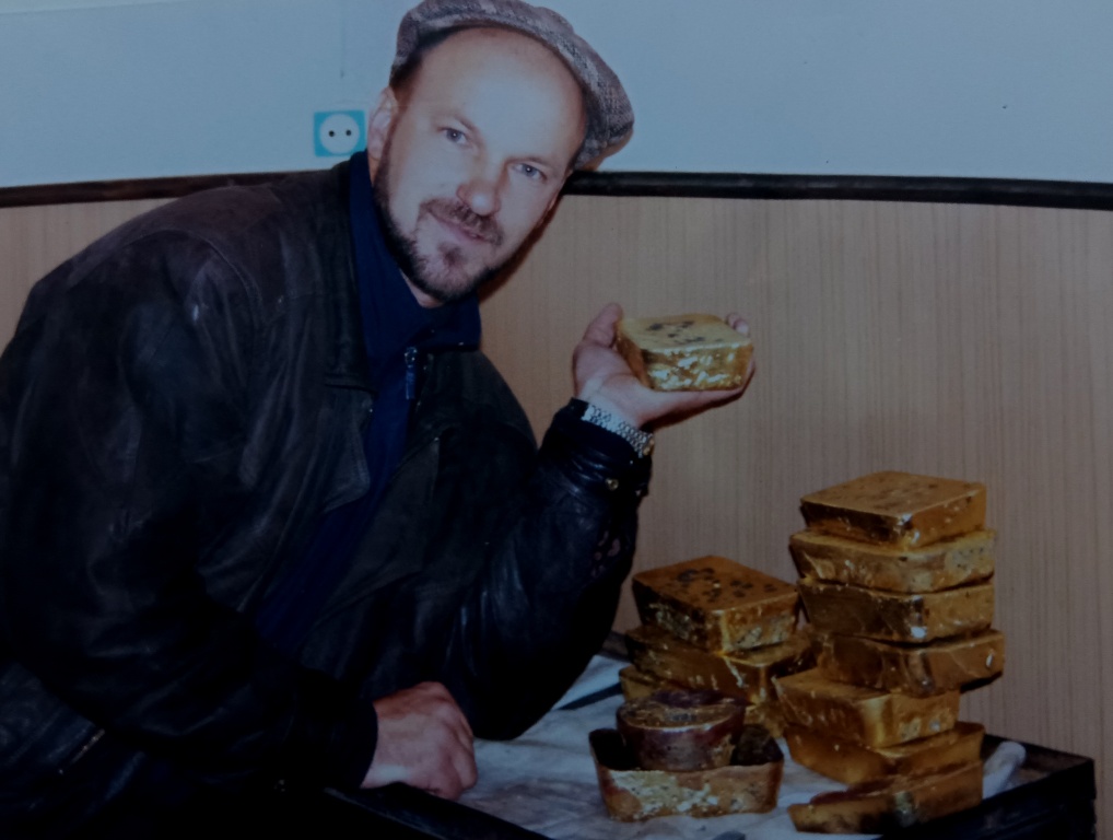 со слитками.jpg со слитками.jpg