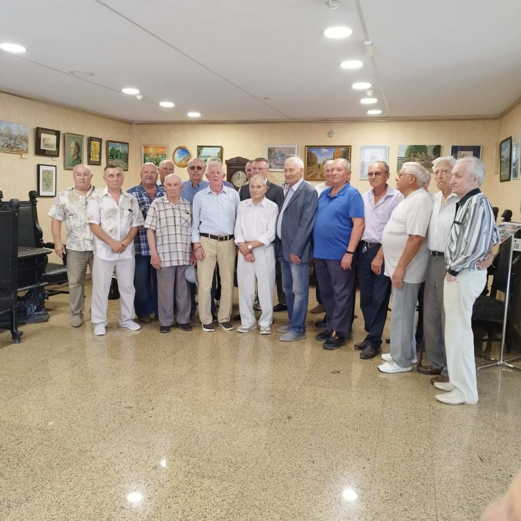 IMG-af735fbe46c379addb52959b01a162ee-V.jpg IMG-af735fbe46c379addb52959b01a162ee-V.jpg