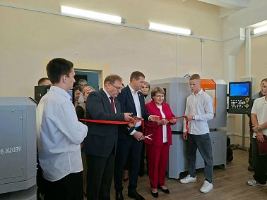 В Копейске открыли современный класс станков с ЧПУ
