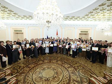 Два педагога из Копейска получили премии губернатора