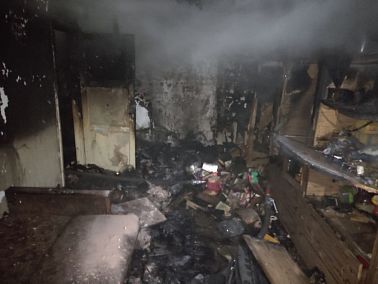 Три жизни унес ночной пожар в пятиэтажном доме в поселке Старокамышинск
