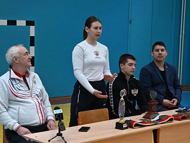 Зарядка с чемпионами по боксу