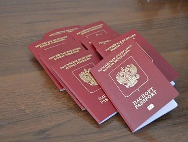 Управление по вопросам миграции призывает южноуральцев проверить загранпаспорта