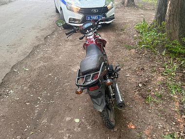 Юный водитель мопеда попал в аварию в Копейске