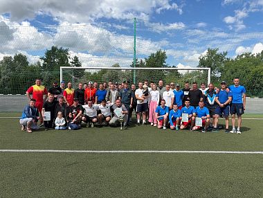 Пожарные поборолись за золото на футбольном поле