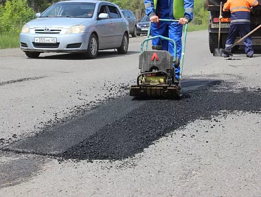 В Копейске ремонтируют дорожное полотно на улицах Кирова и Кузнецова