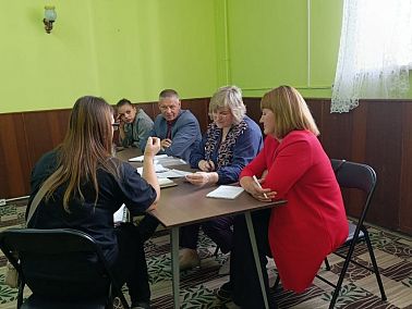 Глава Копейска встретилась с жителями поселка Бажово