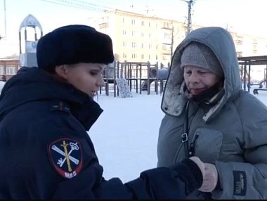 В Копейске полиция предупредила горожан о предновогодних схемах мошенников